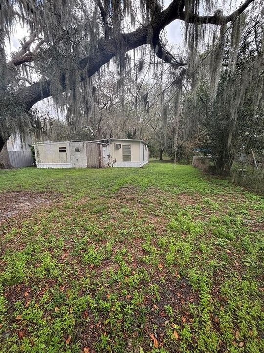 На продажу: $194,900 (2 спален, 1 ванн, 1040 Квадратных фут)