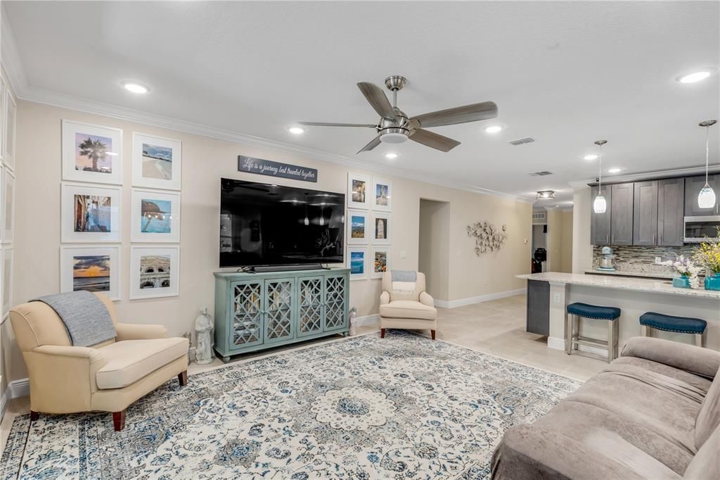 Active With Contract: $499,000 (4 beds, 2 baths, 1964 Square Feet)