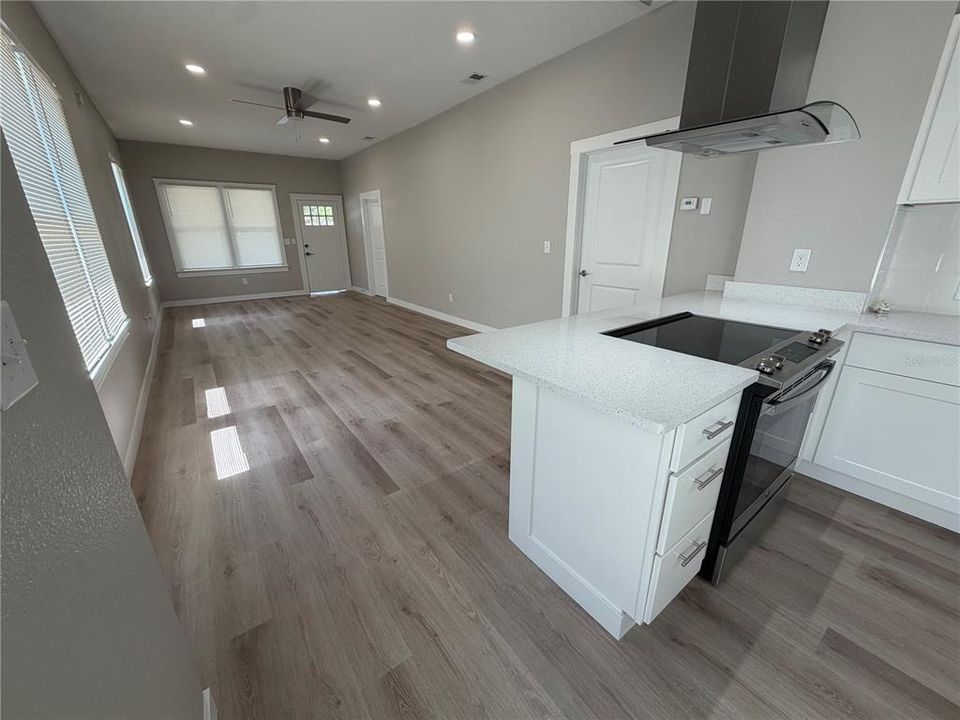 For Sale: $205,000 (4 beds, 2 baths, 1296 Square Feet)