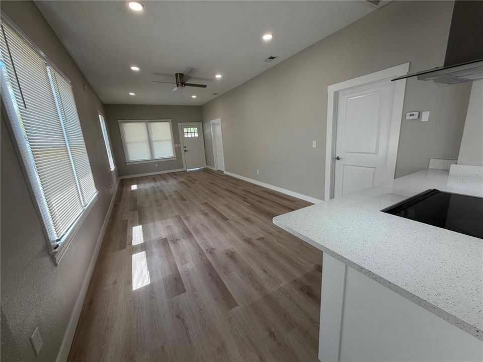 For Sale: $205,000 (4 beds, 2 baths, 1296 Square Feet)