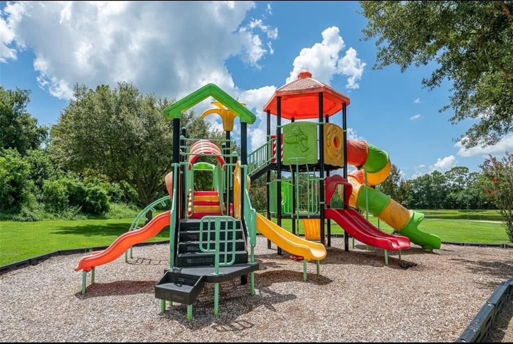 For Rent: $1,900 (3 beds, 2 baths, 1291 Square Feet)