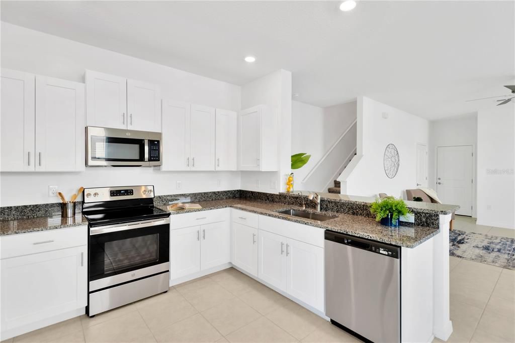For Rent: $1,995 (2 beds, 2 baths, 1541 Square Feet)