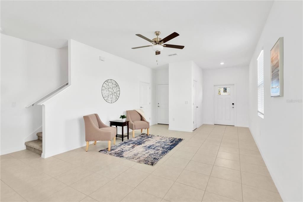For Rent: $1,995 (2 beds, 2 baths, 1541 Square Feet)