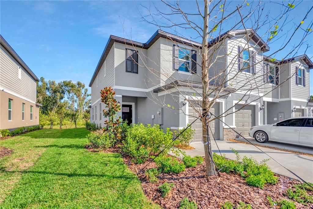 For Rent: $1,995 (2 beds, 2 baths, 1541 Square Feet)