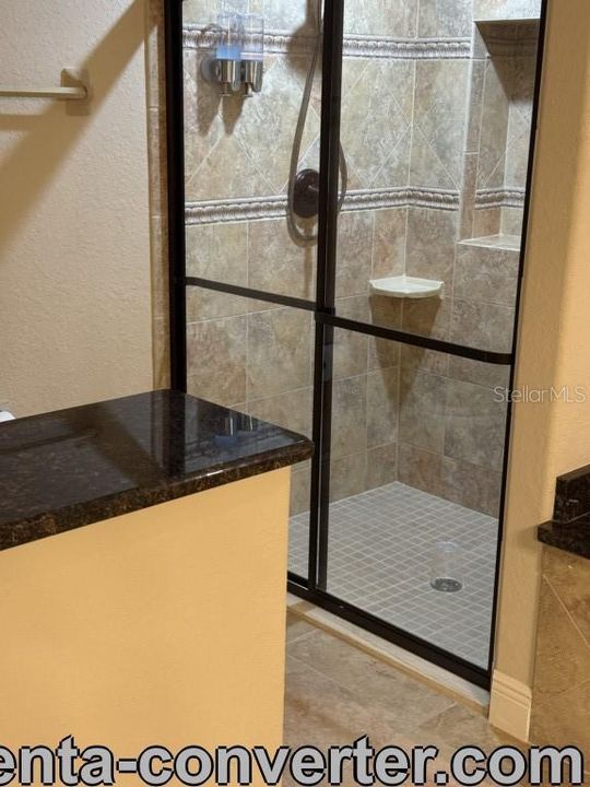 For Sale: $399,900 (2 beds, 2 baths, 2100 Square Feet)