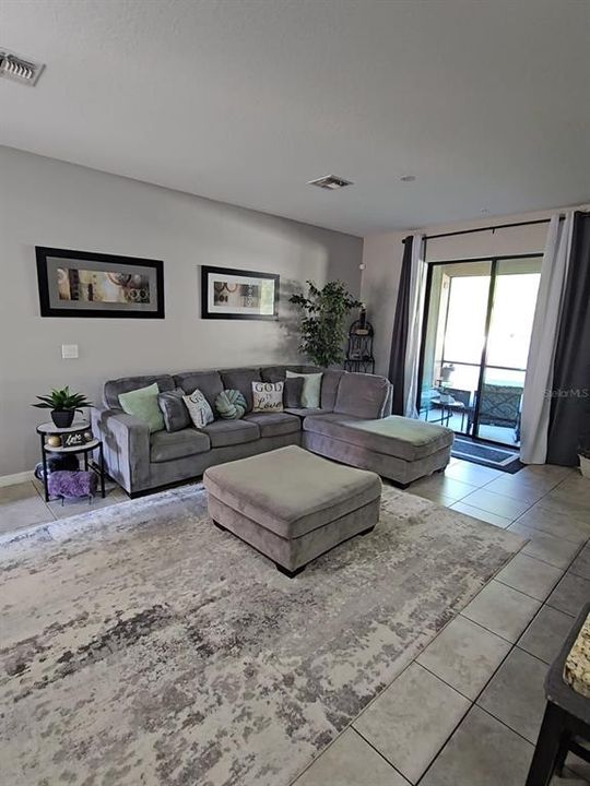 En Venta: $299,990 (3 camas, 2 baños, 1674 Pies cuadrados)