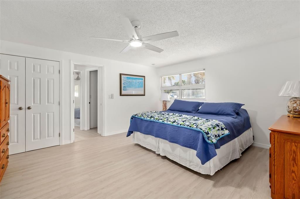 Active With Contract: $6,500,000 (0 beds, 0 baths, 6110 Square Feet)