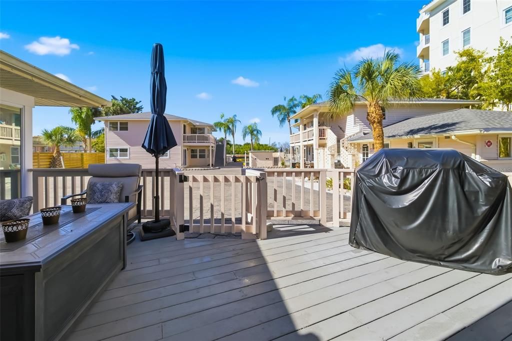 Active With Contract: $6,500,000 (0 beds, 0 baths, 6110 Square Feet)