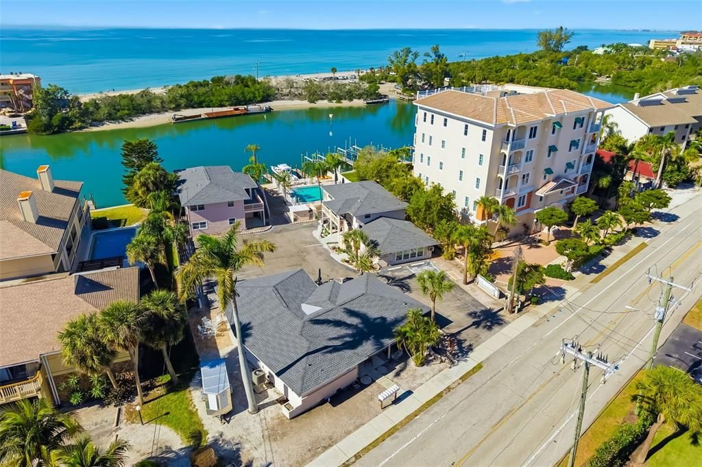 Active With Contract: $6,500,000 (0 beds, 0 baths, 6110 Square Feet)