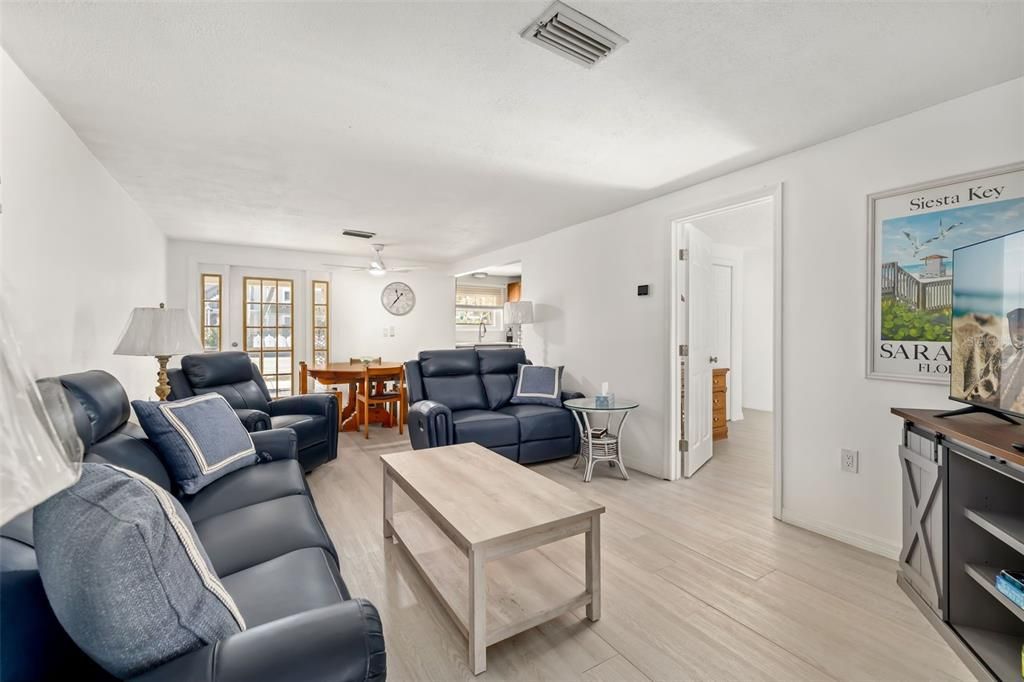 Active With Contract: $6,500,000 (0 beds, 0 baths, 6110 Square Feet)
