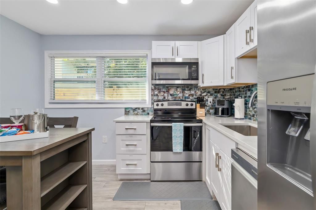 Active With Contract: $6,500,000 (0 beds, 0 baths, 6110 Square Feet)