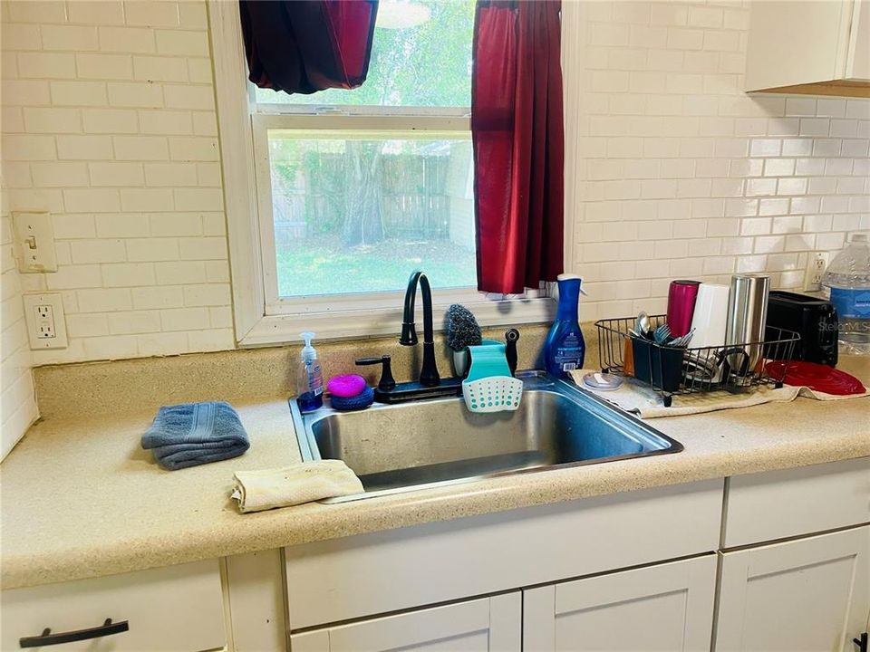 待售: $155,000 (1 贝兹, 1 浴室, 440 平方英尺)