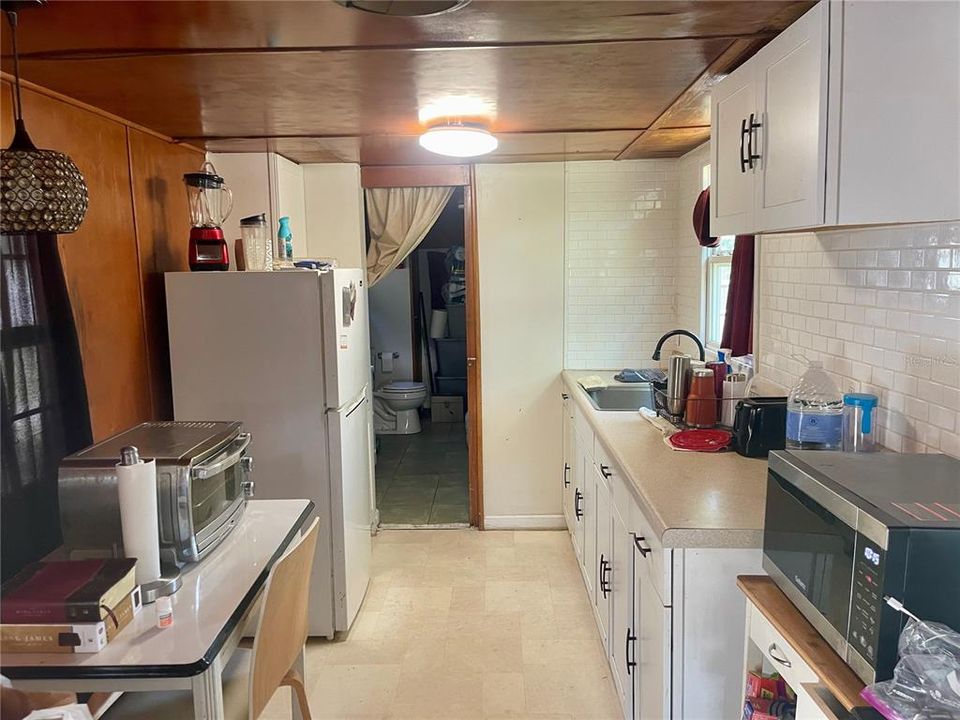 待售: $155,000 (1 贝兹, 1 浴室, 440 平方英尺)