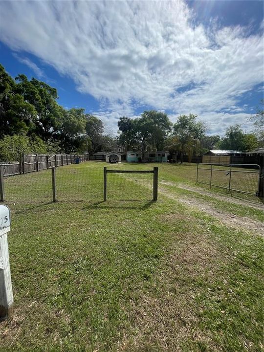 待售: $155,000 (1 贝兹, 1 浴室, 440 平方英尺)