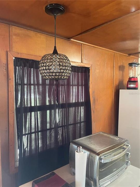 待售: $155,000 (1 贝兹, 1 浴室, 440 平方英尺)