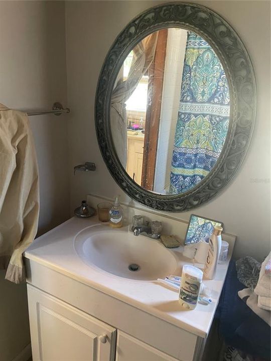 待售: $155,000 (1 贝兹, 1 浴室, 440 平方英尺)