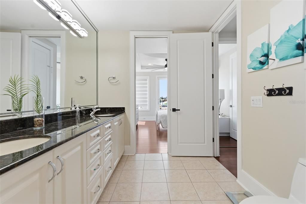 En Venta: $3,495,000 (4 camas, 3 baños, 4944 Pies cuadrados)
