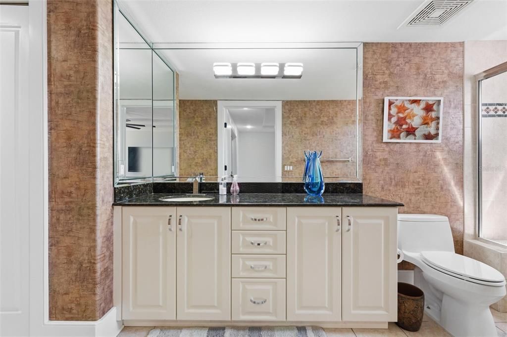 En Venta: $3,495,000 (4 camas, 3 baños, 4944 Pies cuadrados)