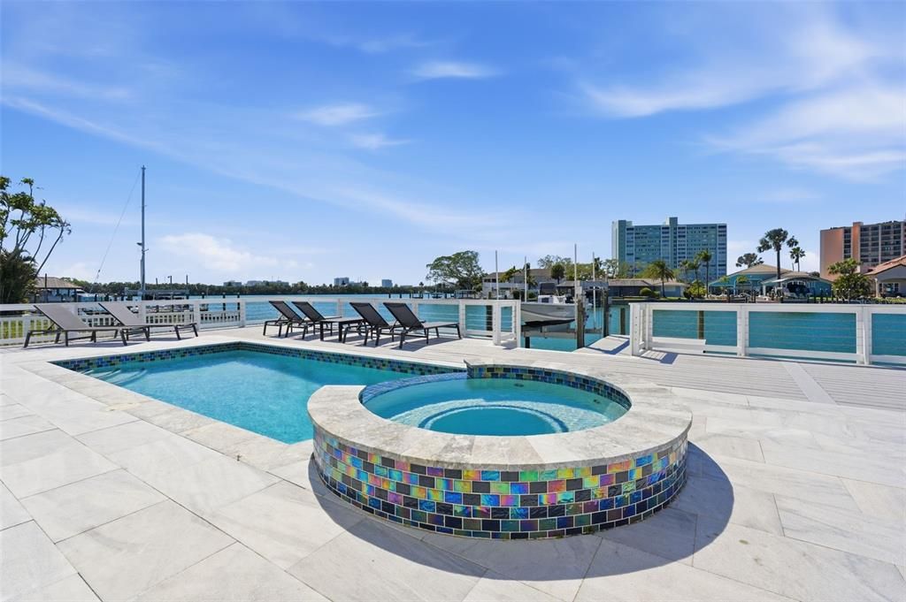 En Venta: $3,495,000 (4 camas, 3 baños, 4944 Pies cuadrados)