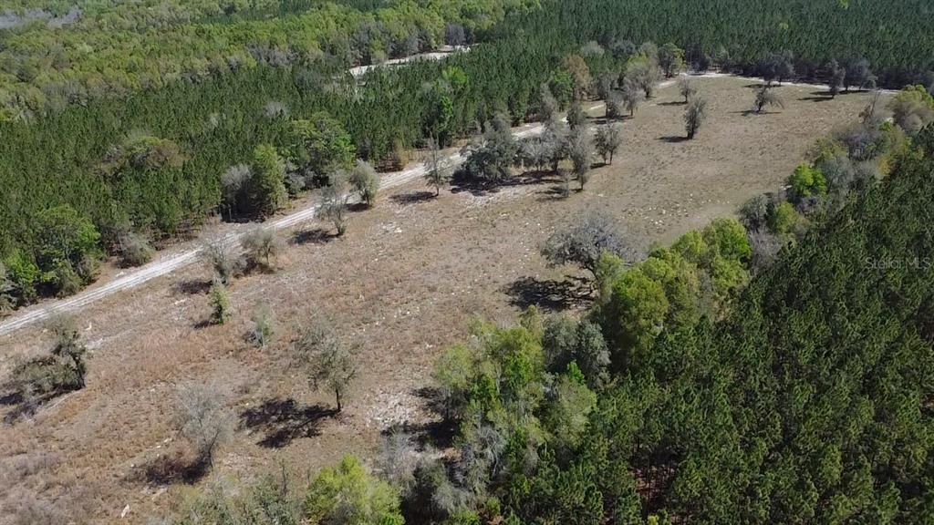 En Venta: $275,000 (17.05 acres)