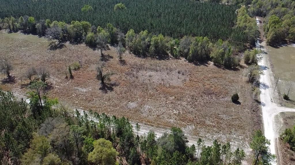 En Venta: $275,000 (17.05 acres)