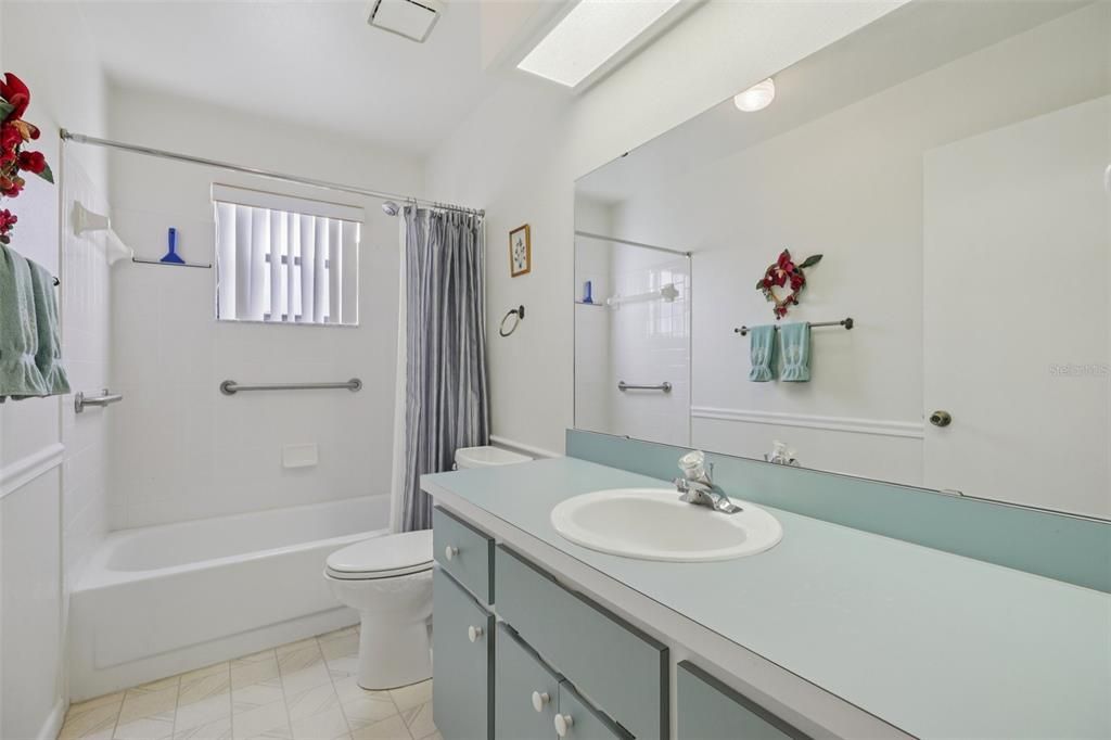 En Venta: $215,000 (2 camas, 2 baños, 1495 Pies cuadrados)