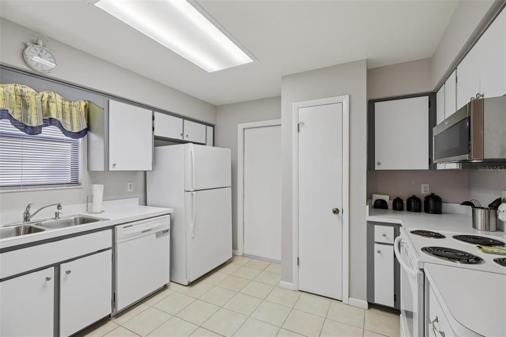 En Venta: $215,000 (2 camas, 2 baños, 1495 Pies cuadrados)