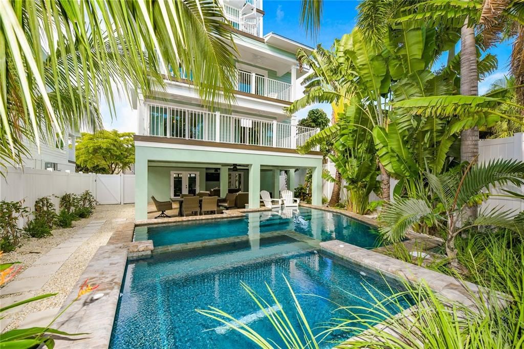 En Venta: $5,395,000 (8 camas, 8 baños, 3811 Pies cuadrados)