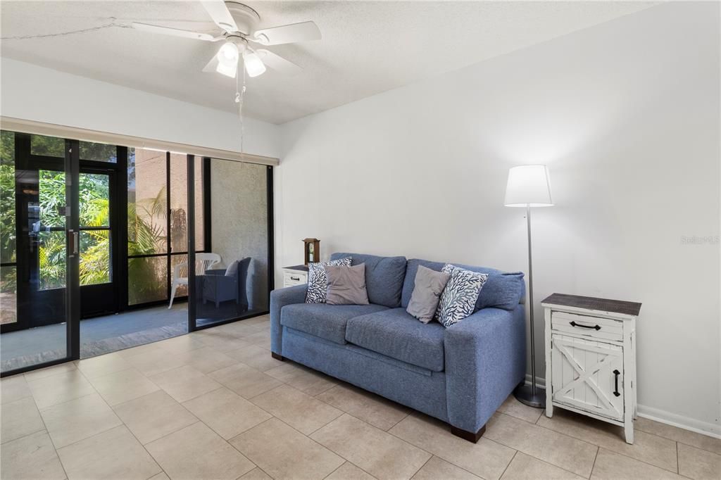 En Venta: $110,000 (1 camas, 1 baños, 924 Pies cuadrados)