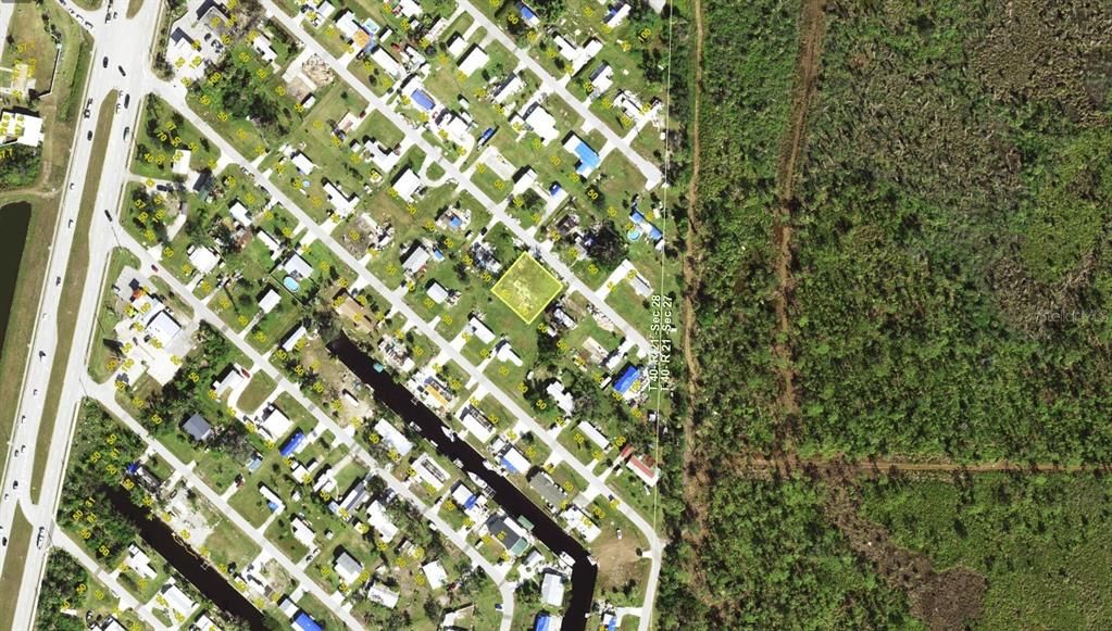 На продажу: $62,900 (0.23 acres)