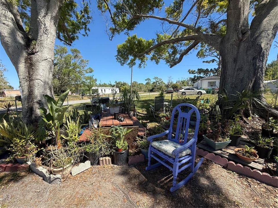 На продажу: $62,900 (0.23 acres)