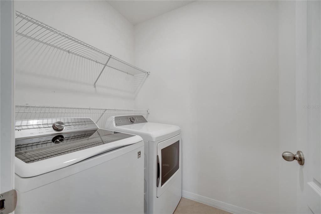 Active With Contract: $2,350 (4 beds, 2 baths, 1830 Square Feet)
