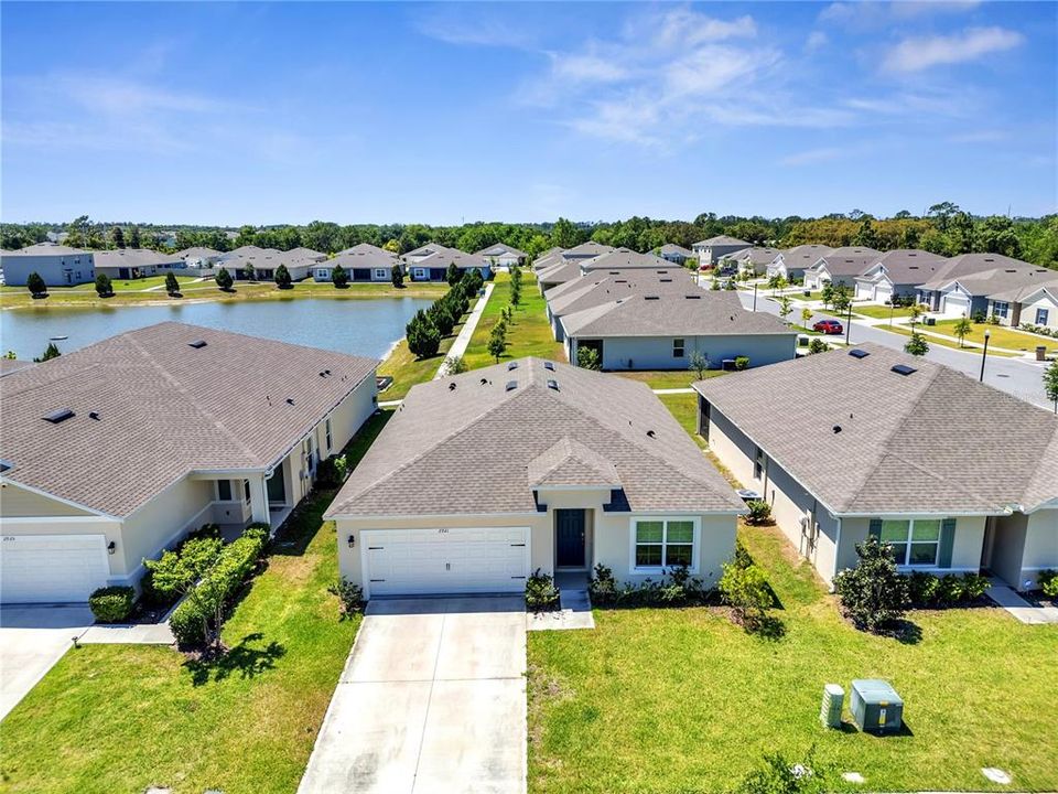 Active With Contract: $2,350 (4 beds, 2 baths, 1830 Square Feet)
