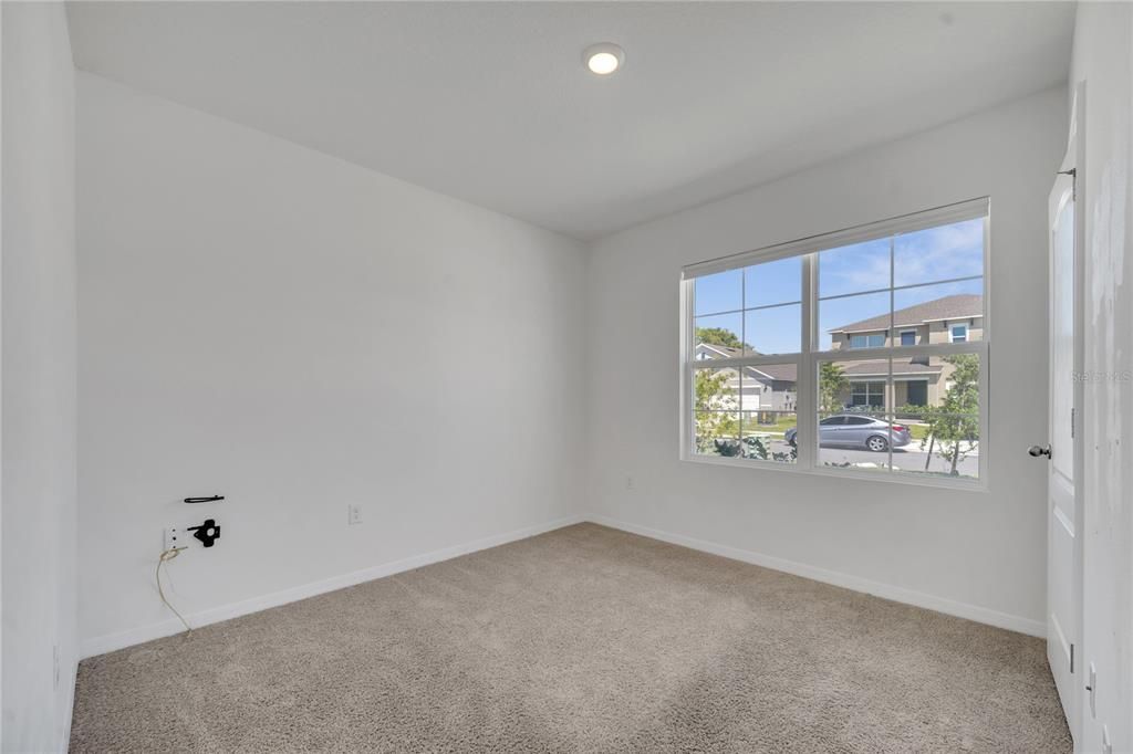 Active With Contract: $2,350 (4 beds, 2 baths, 1830 Square Feet)