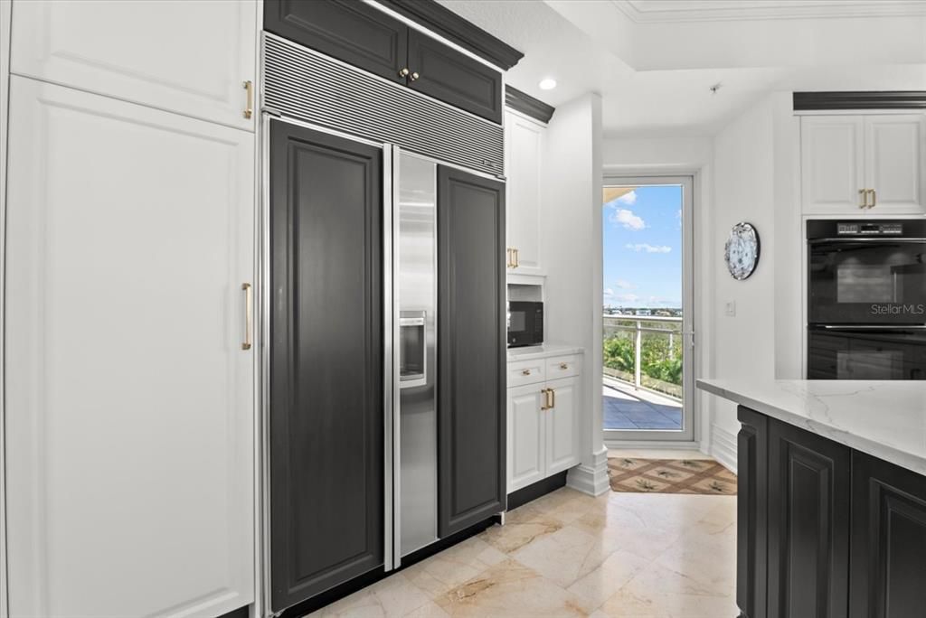 Activo con contrato: $4,850,000 (3 camas, 3 baños, 4194 Pies cuadrados)