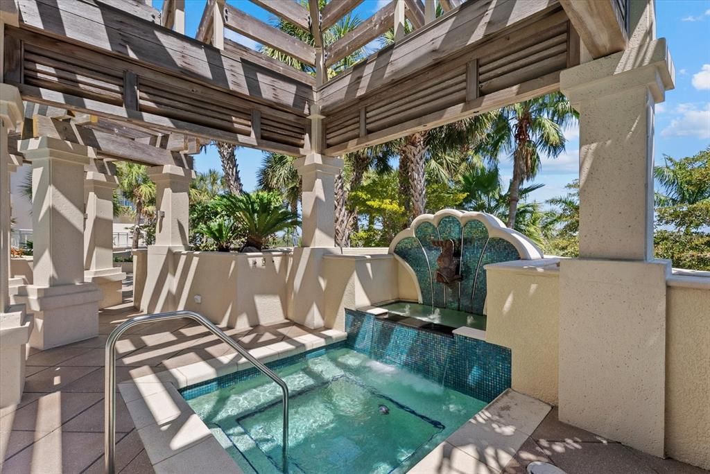 Activo con contrato: $4,850,000 (3 camas, 3 baños, 4194 Pies cuadrados)