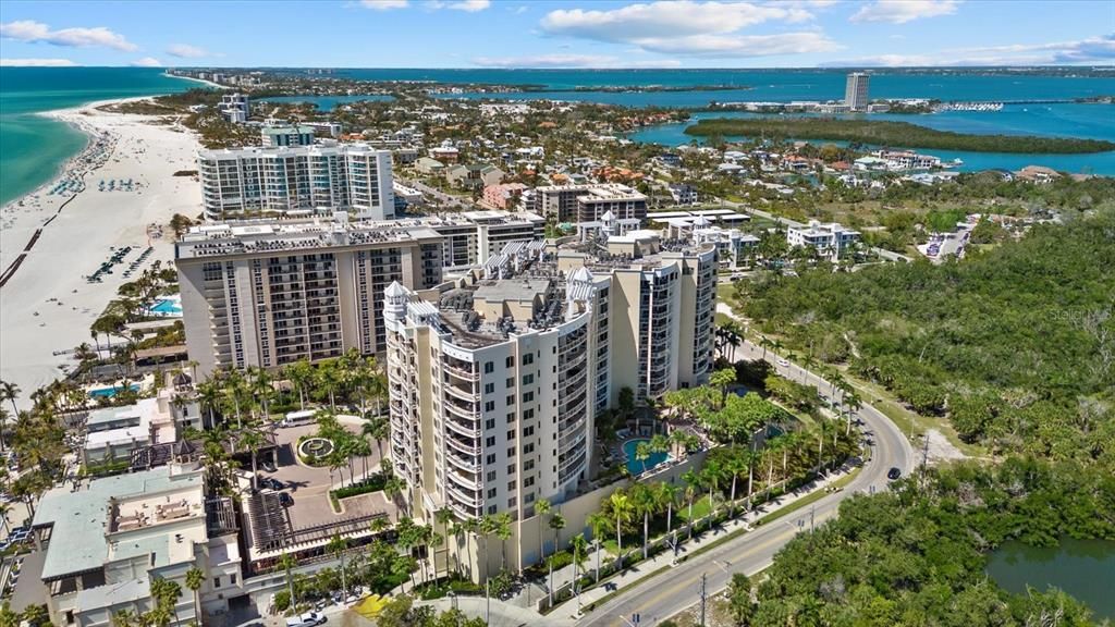 Activo con contrato: $4,850,000 (3 camas, 3 baños, 4194 Pies cuadrados)