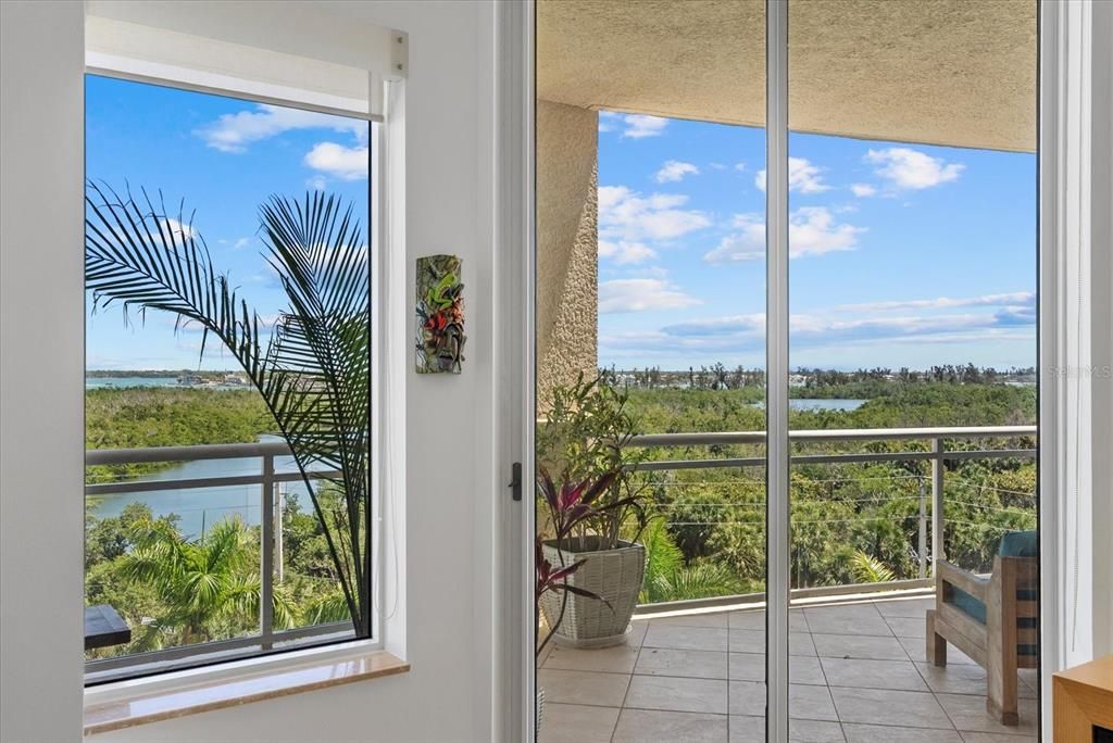 Activo con contrato: $4,850,000 (3 camas, 3 baños, 4194 Pies cuadrados)