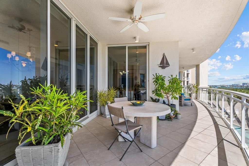 Activo con contrato: $4,850,000 (3 camas, 3 baños, 4194 Pies cuadrados)