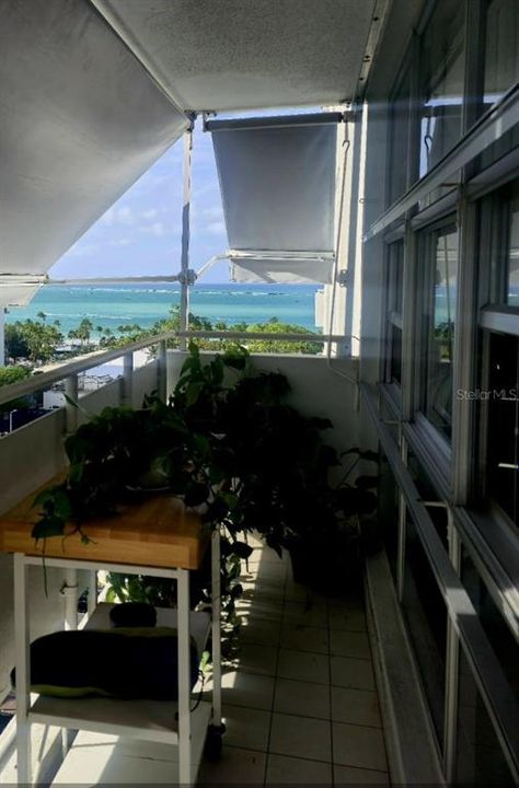 En Venta: $399,000 (2 camas, 2 baños, 1200 Pies cuadrados)