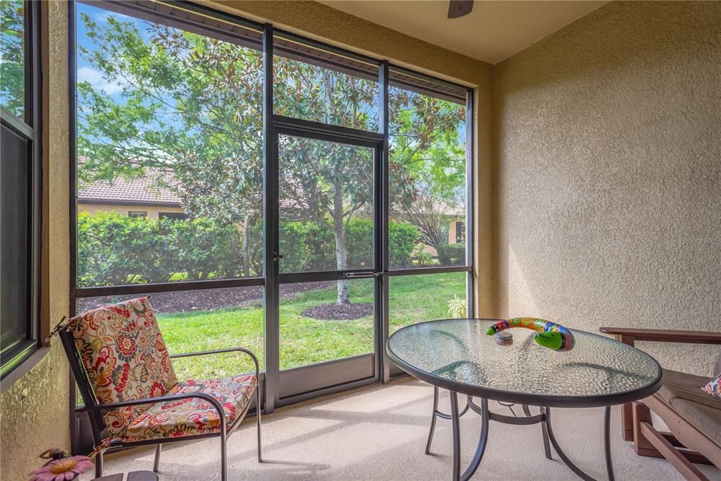 待售: $272,000 (2 贝兹, 2 浴室, 1461 平方英尺)