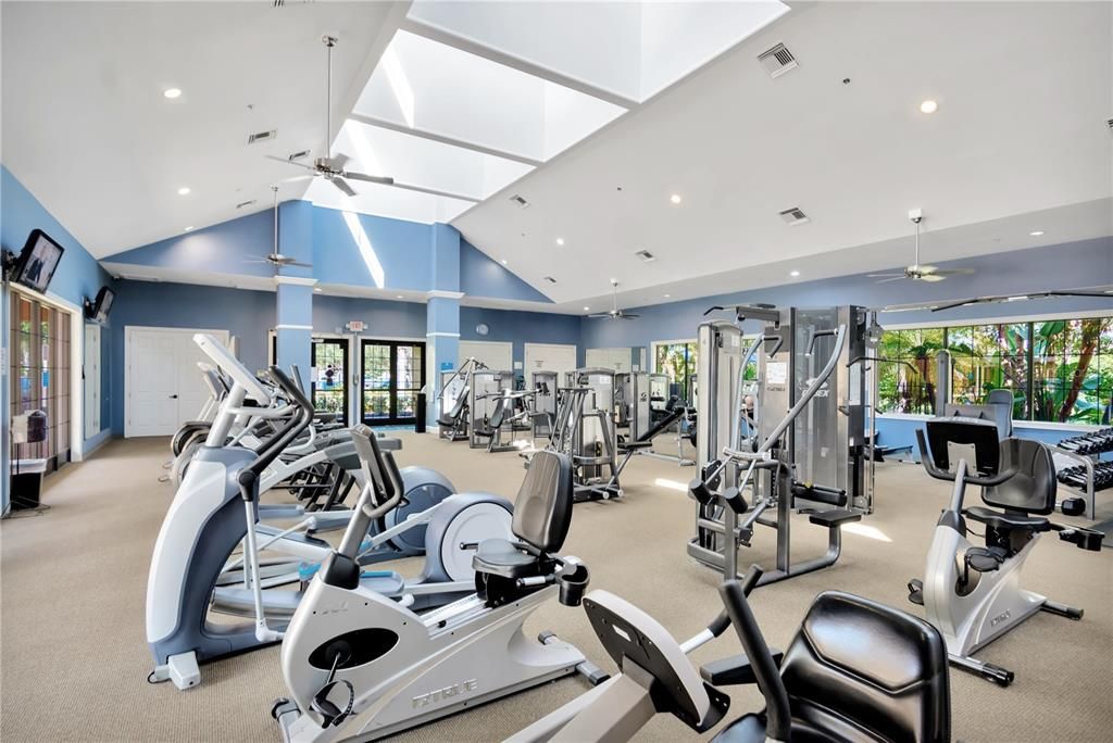 待售: $272,000 (2 贝兹, 2 浴室, 1461 平方英尺)