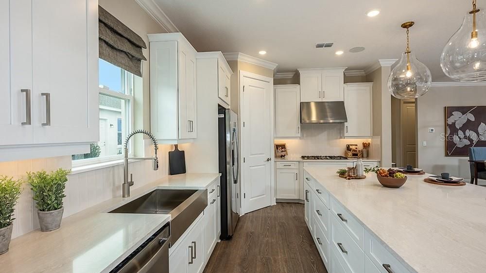 For Sale: $839,904 (3 beds, 3 baths, 2306 Square Feet)