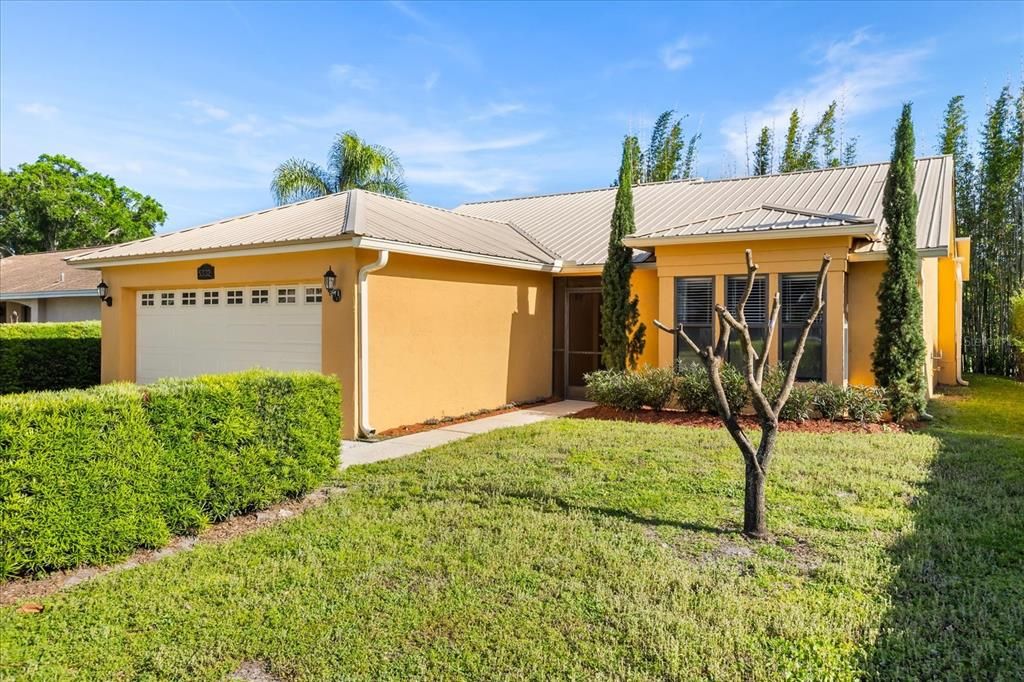 For Sale: $450,000 (3 beds, 2 baths, 1291 Square Feet)