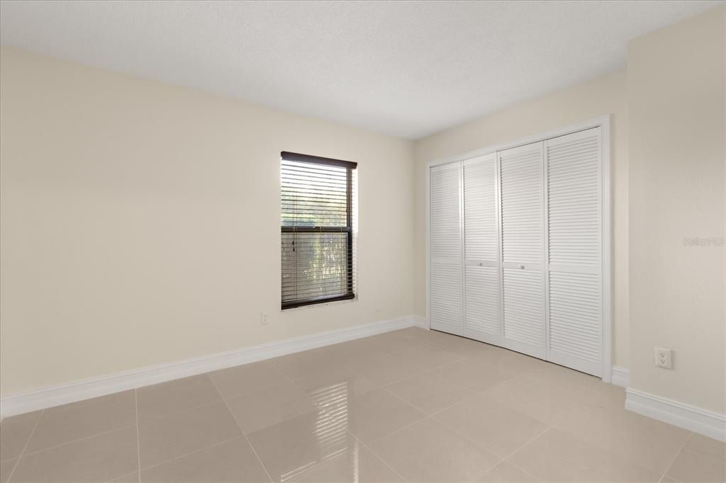 For Sale: $450,000 (3 beds, 2 baths, 1291 Square Feet)