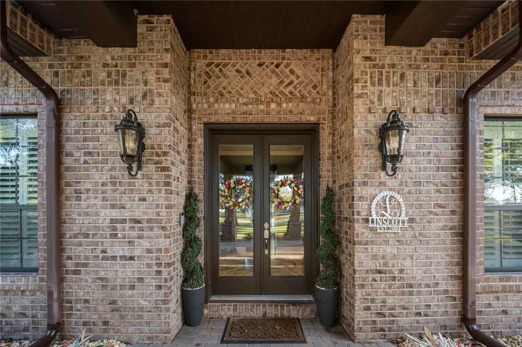 For Sale: $1,875,000 (6 beds, 6 baths, 5049 Square Feet)