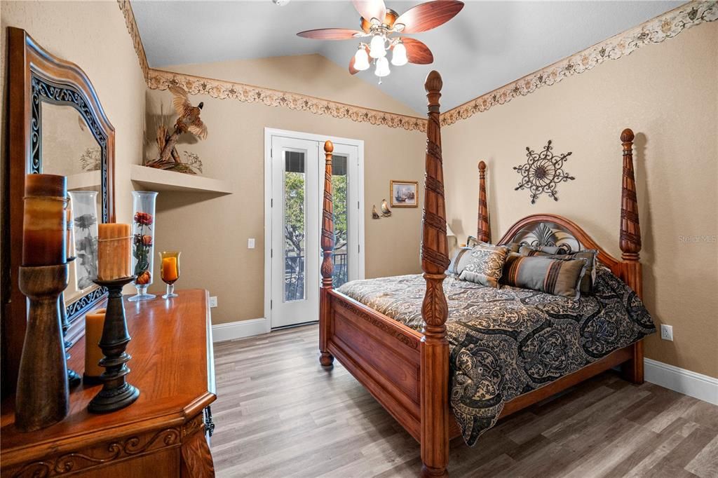 For Sale: $1,875,000 (6 beds, 6 baths, 5049 Square Feet)