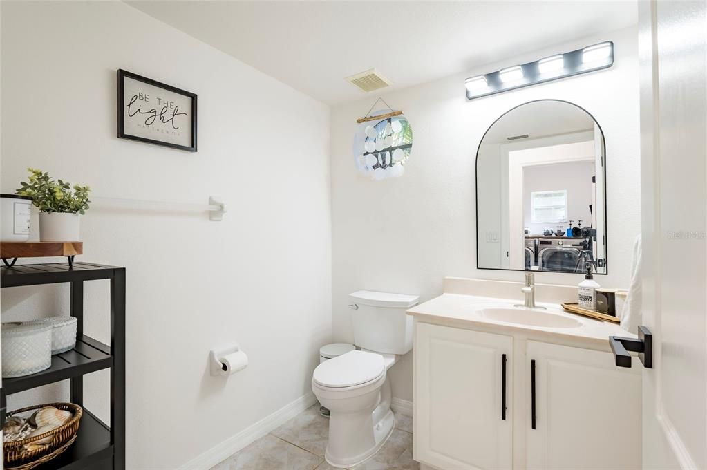 Activo con contrato: $749,900 (5 camas, 3 baños, 4077 Pies cuadrados)