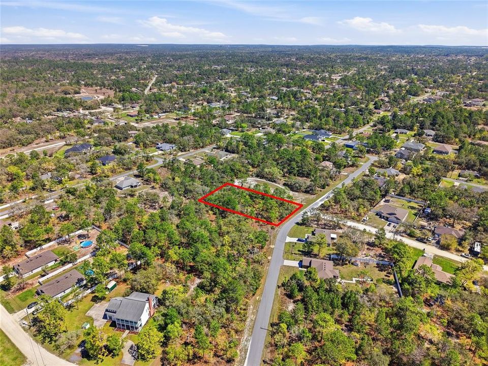 En Venta: $84,000 (0.74 acres)