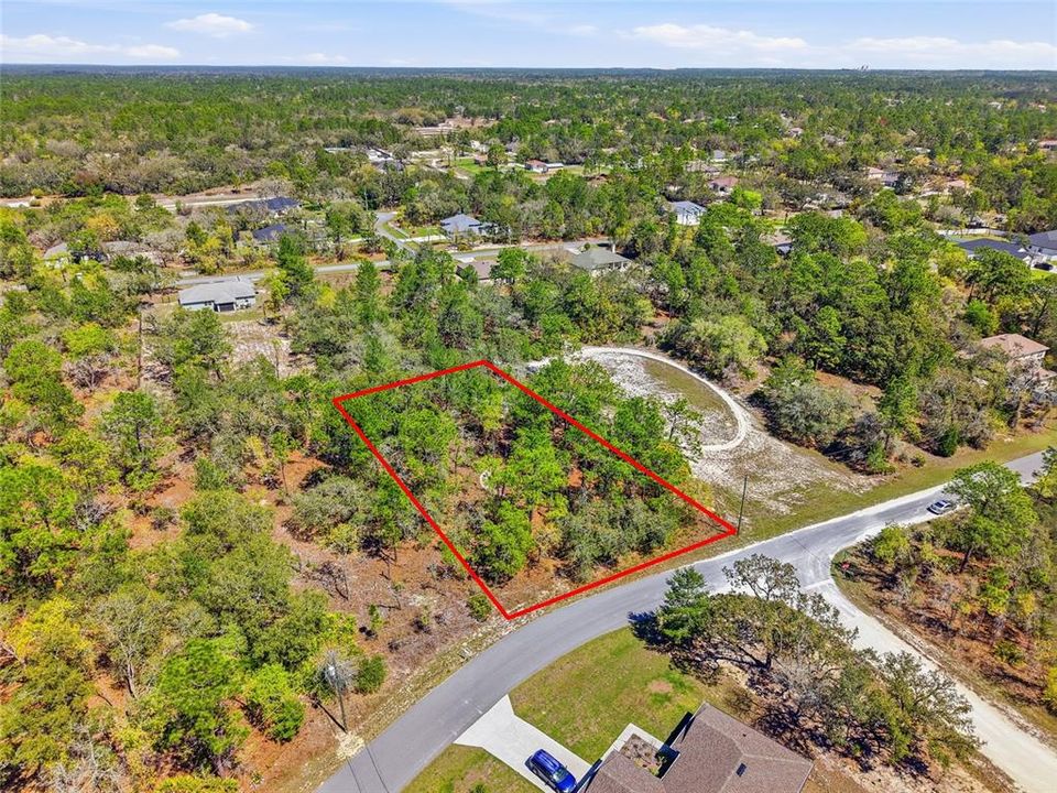 En Venta: $84,000 (0.74 acres)